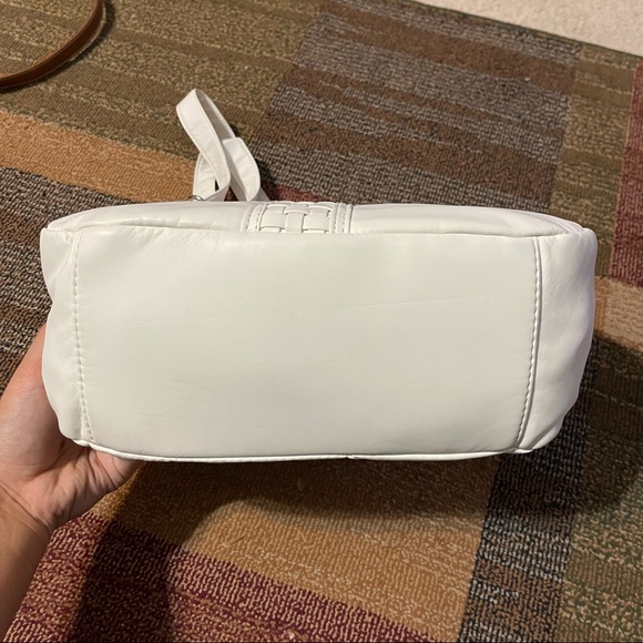 Bueno Purse - Picture 3 of 5